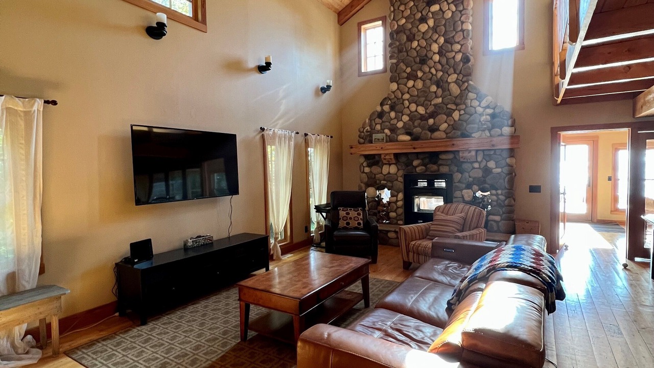 Photo of Livingroom in Victoria Beach