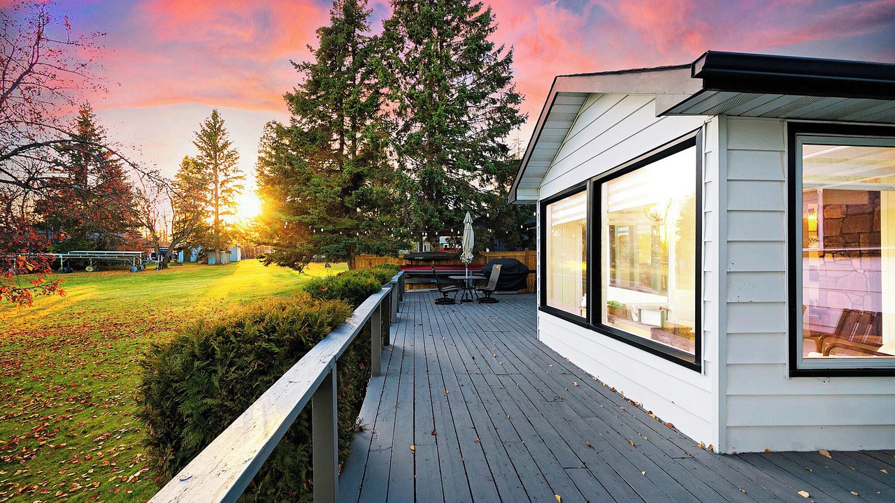 Photo of Patio Balcony in Central Alberta
