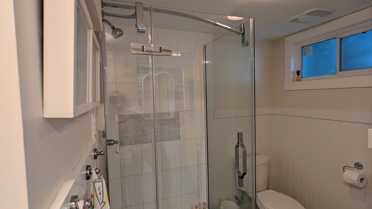 Photo of Bathroom in Riley Park
