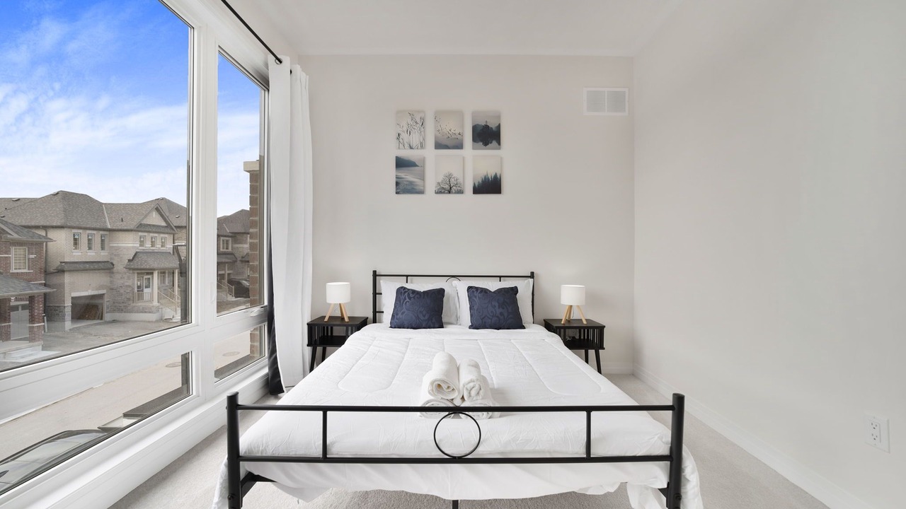 Photo of Bedroom in Pickering