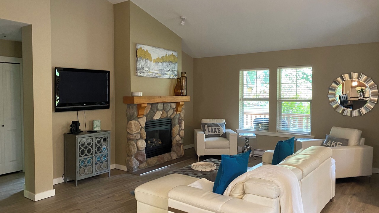 Photo of Livingroom in Lindell Beach