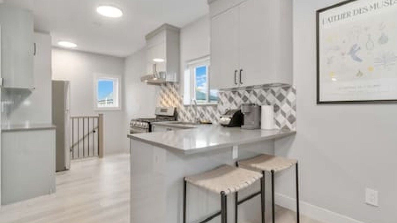 Photo of Kitchen in Sunset