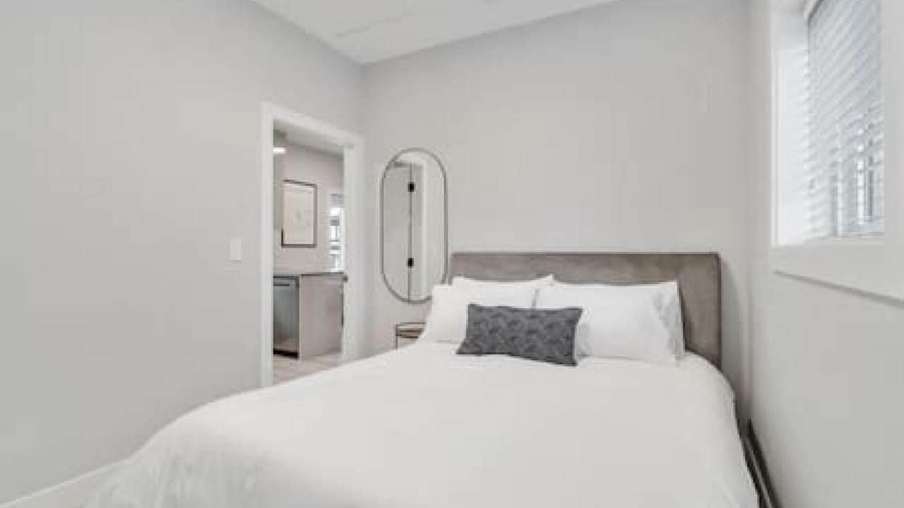 Photo of Bedroom in Sunset