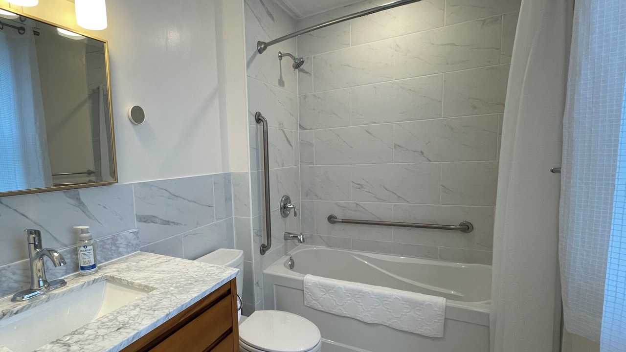 Photo of Bathroom in Ochre Pit Cove