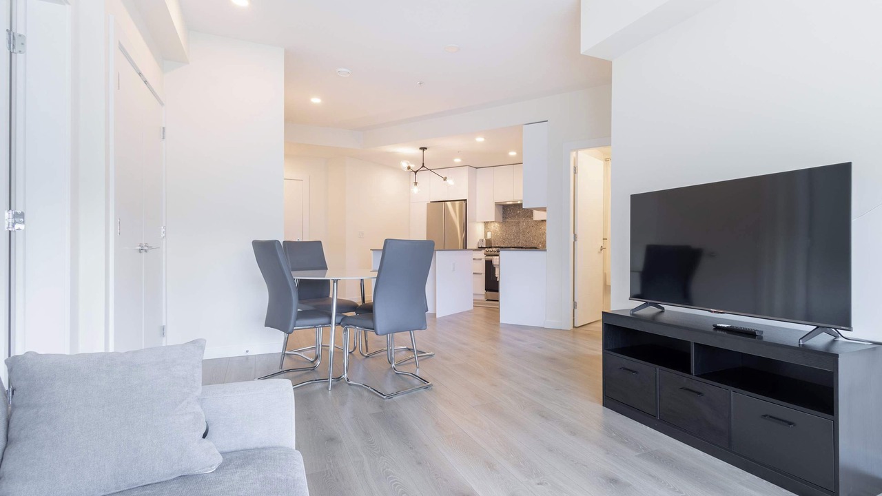 Photo of Livingroom in Langley