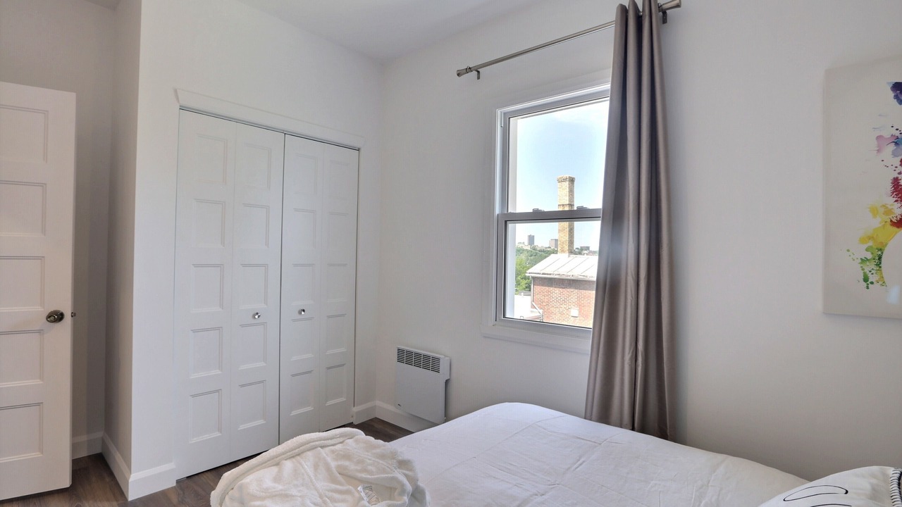 Photo of Bedroom in Desjardins