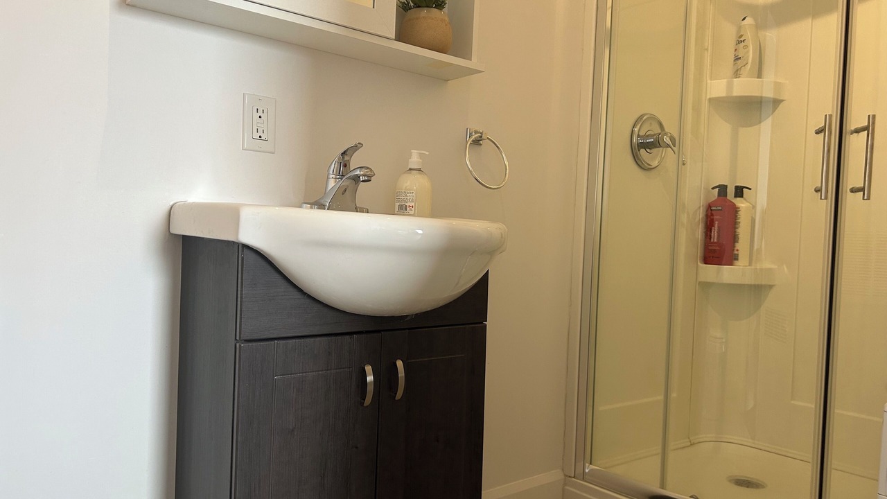Photo of Bathroom in Levis