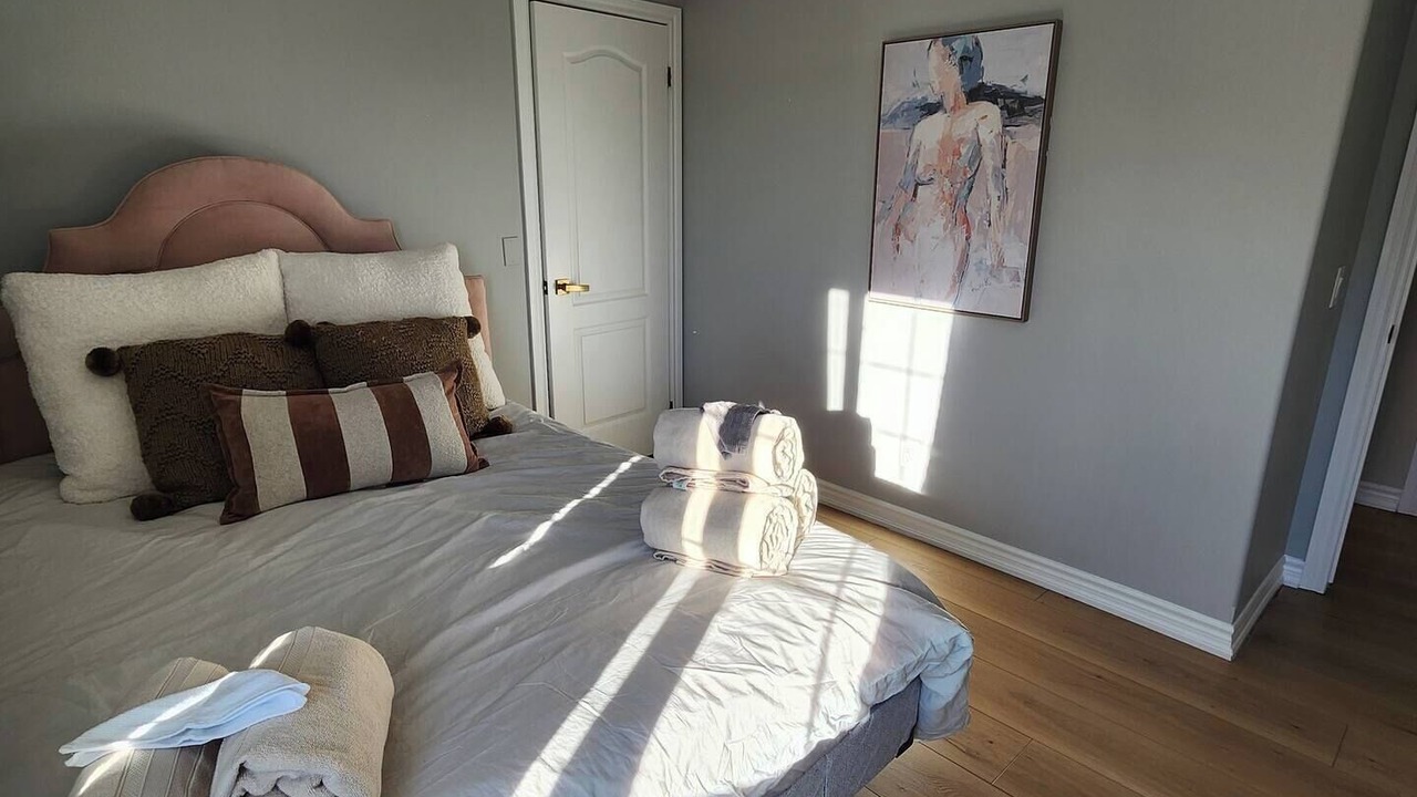 Photo of Bedroom in Alcona