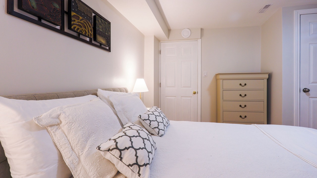 Photo of Bedroom in Mississauga