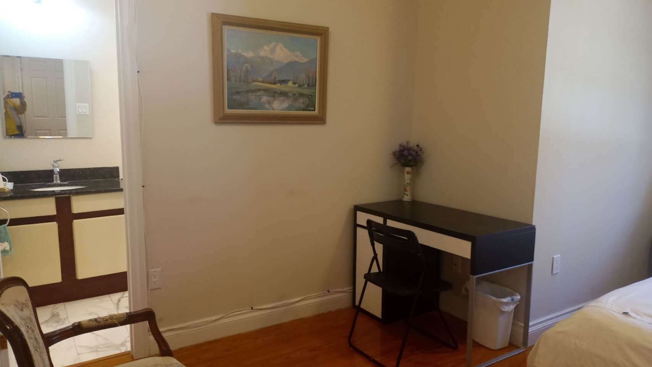 Photo of Bedroom in Adjala-Tosorontio