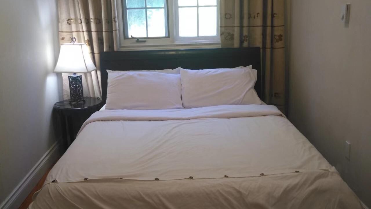 Photo of Bedroom in Adjala-Tosorontio