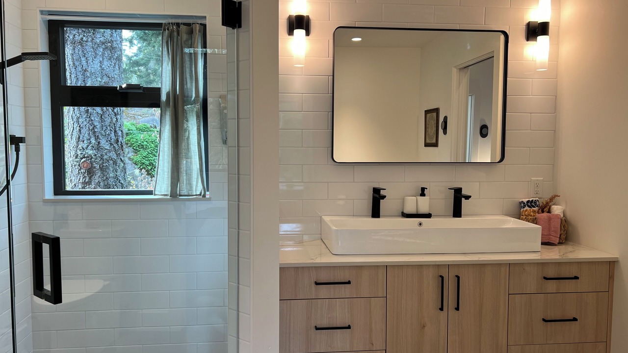 Photo of Bathroom in Juan de Fuca Electoral Area