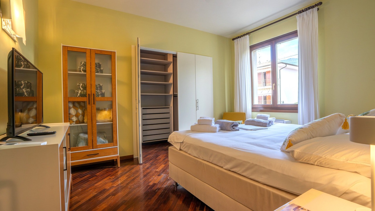 Photo of Bedroom in Toscolano Maderno