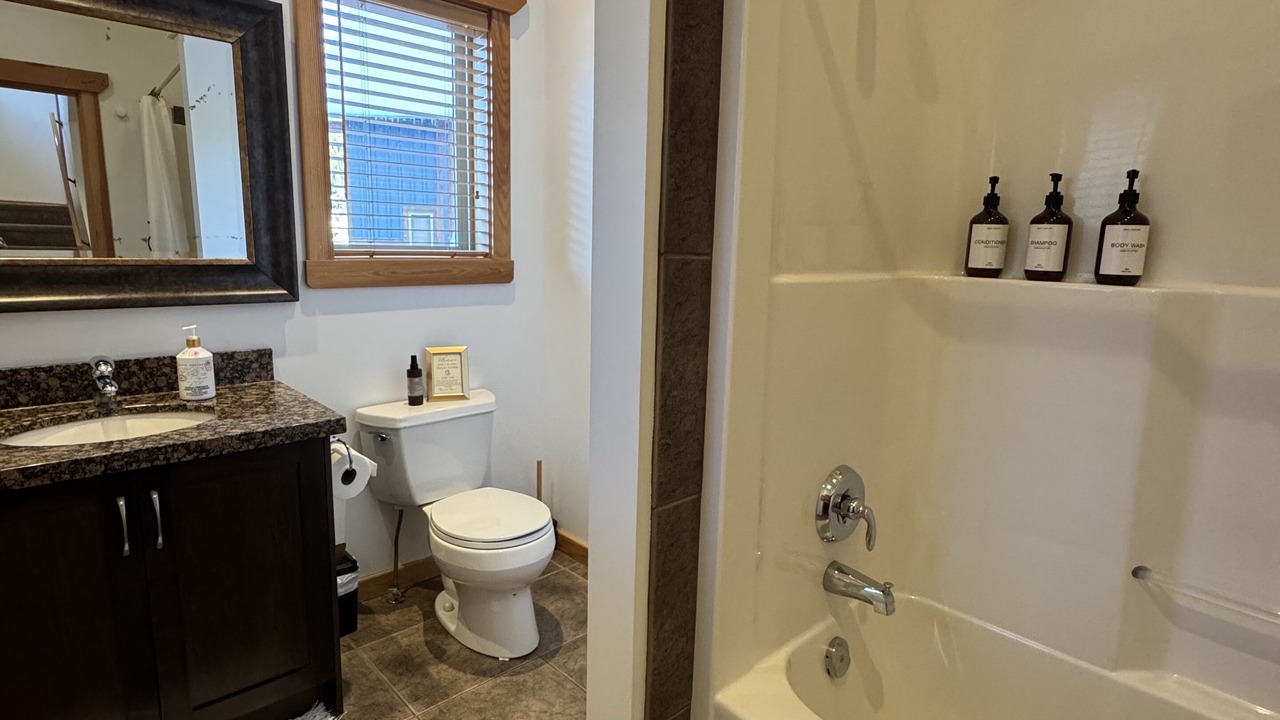 Photo of Bathroom in Okanagan-Similkameen
