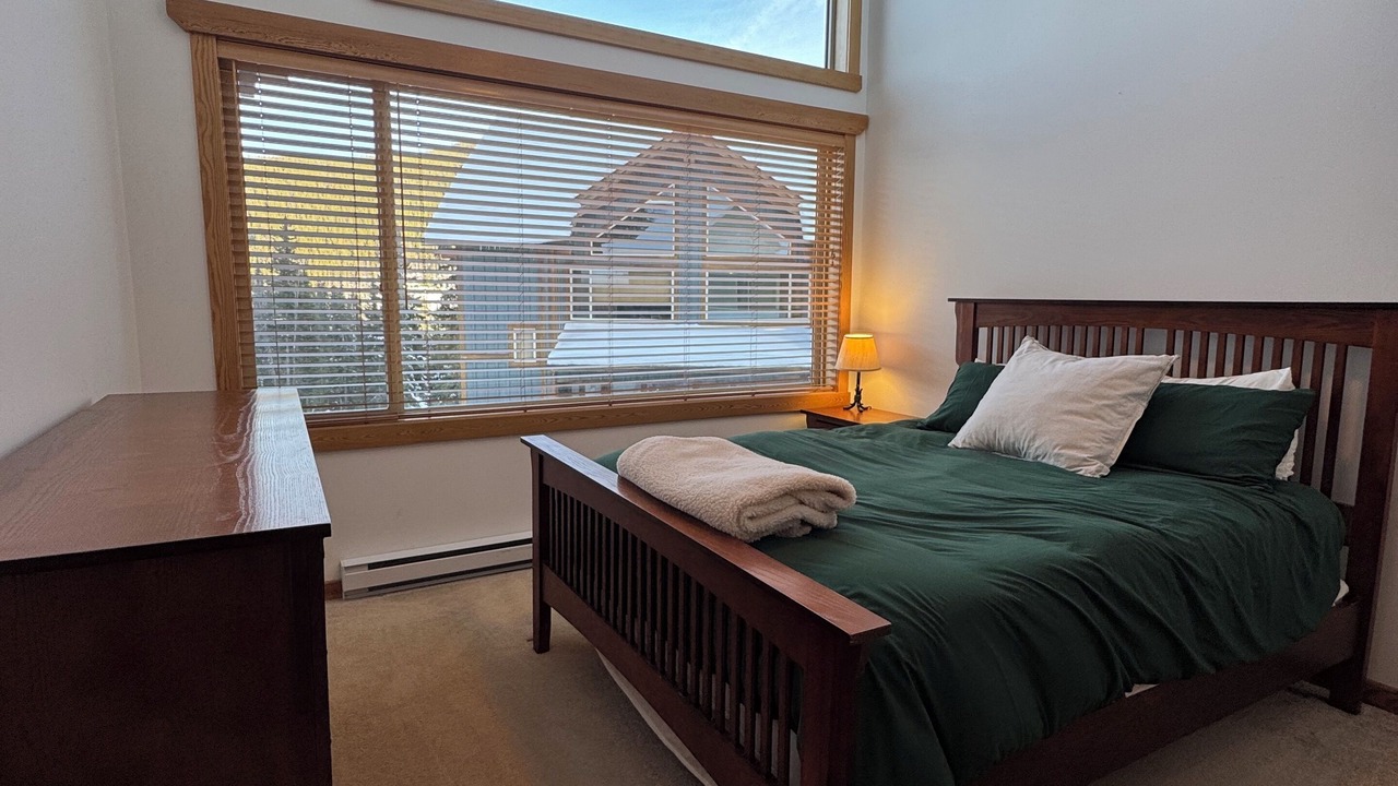 Photo of Bedroom in Okanagan-Similkameen