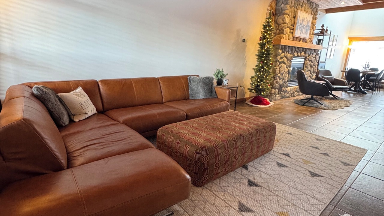 Photo of Livingroom in Okanagan-Similkameen