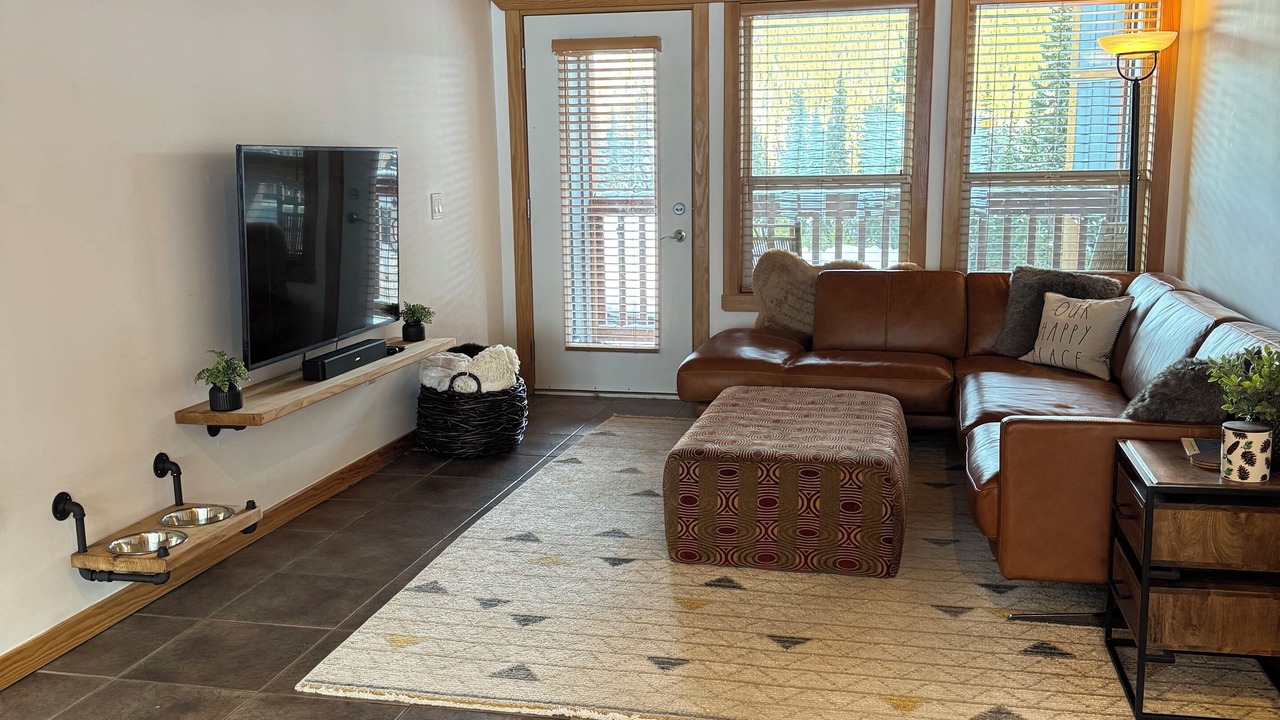 Photo of Livingroom in Okanagan-Similkameen