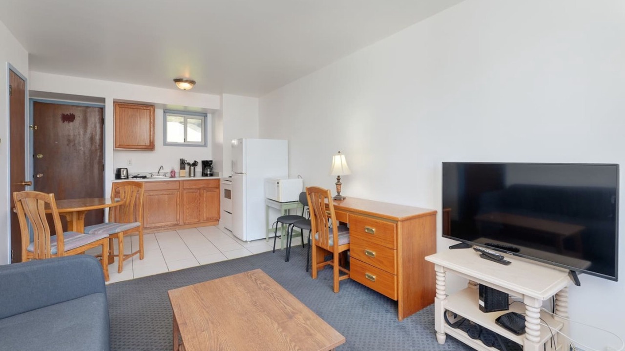 Photo of Livingroom in Inner Harbour