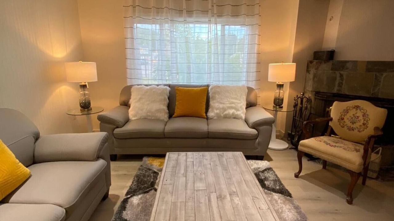 Photo of Livingroom in Bancroft