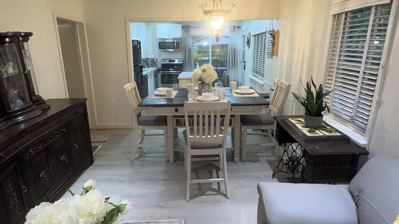 Photo of Livingroom in Bancroft