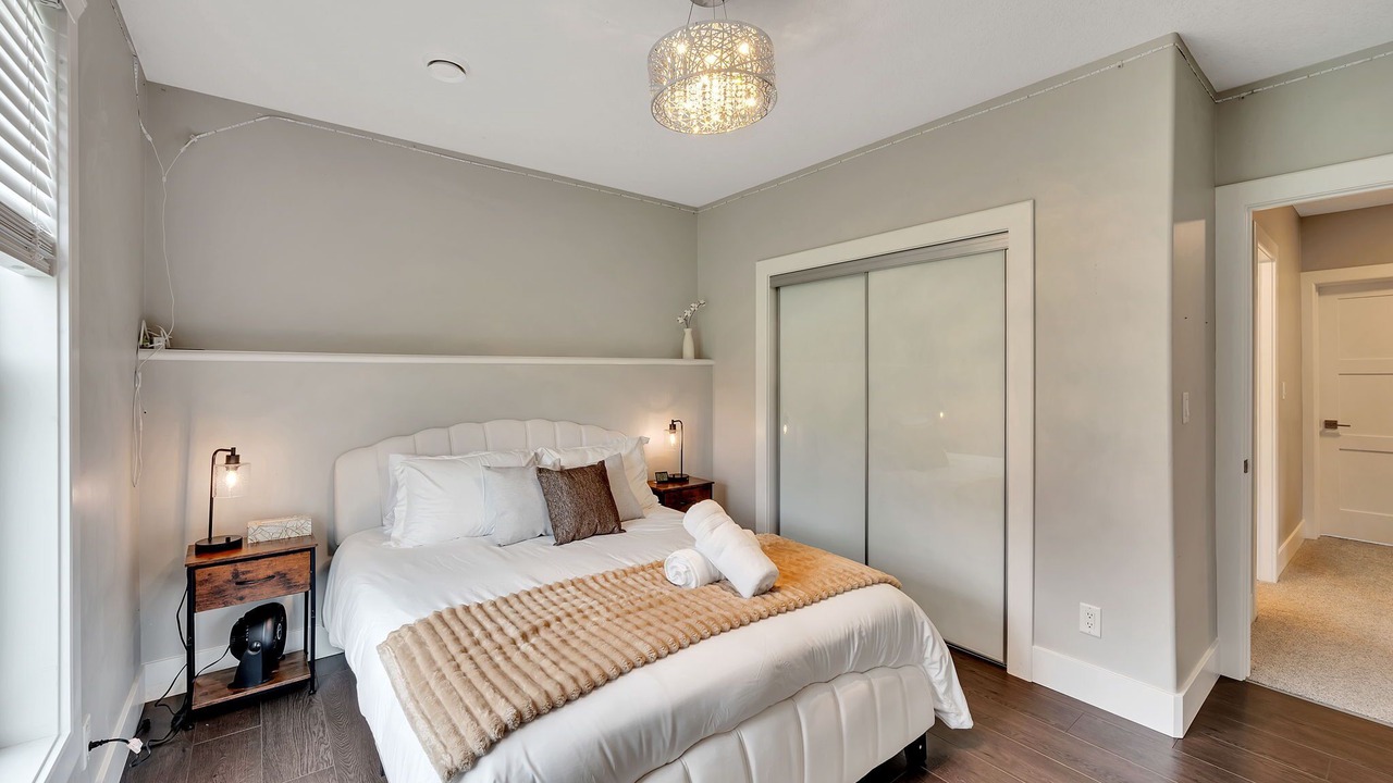 Photo of Bedroom in Division No. 11