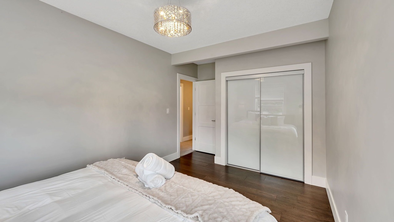 Photo of Bedroom in Division No. 11