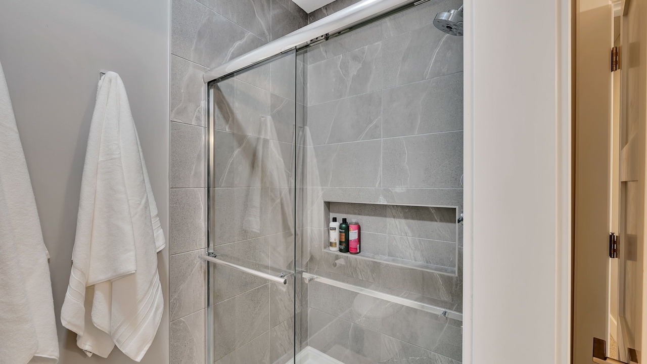 Photo of Bathroom in Division No. 11