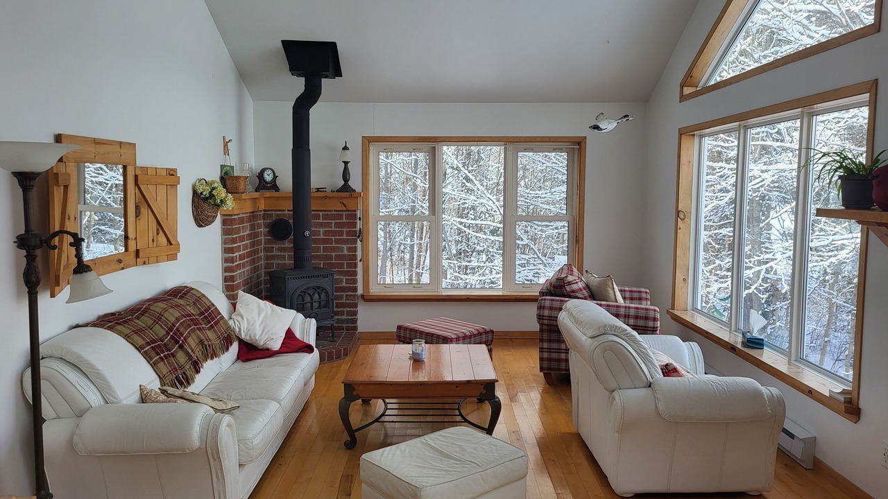 Photo of Livingroom in Le Granit Regional County Municipality