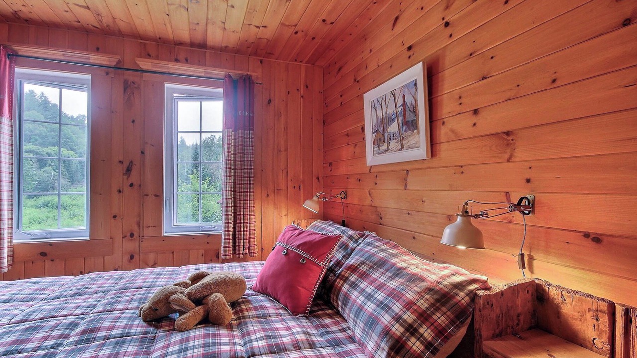Photo of Bedroom in Mauricie