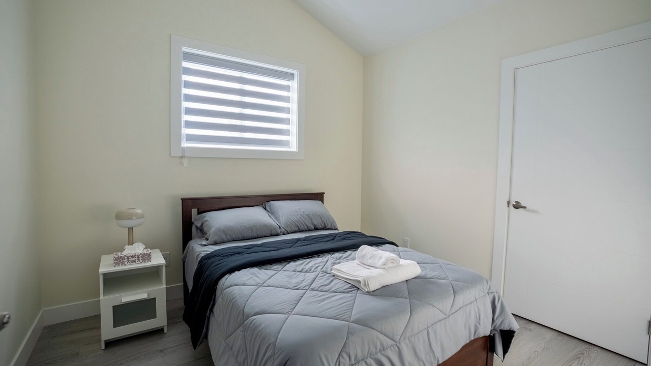 Photo of Bedroom in Renfrew-Collingwood