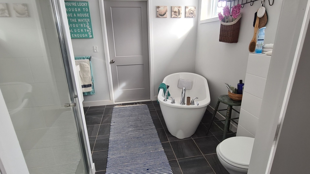 Photo of Bathroom in Colchester County