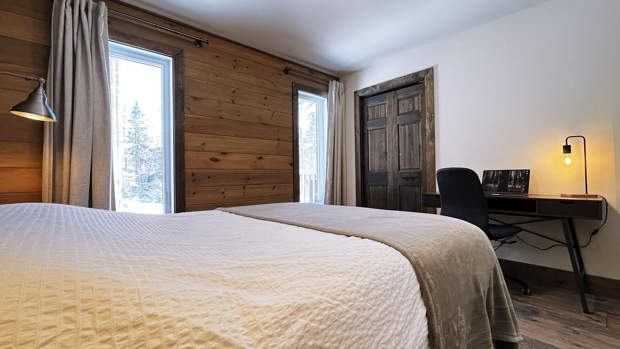 Photo of Bedroom in Entrelacs