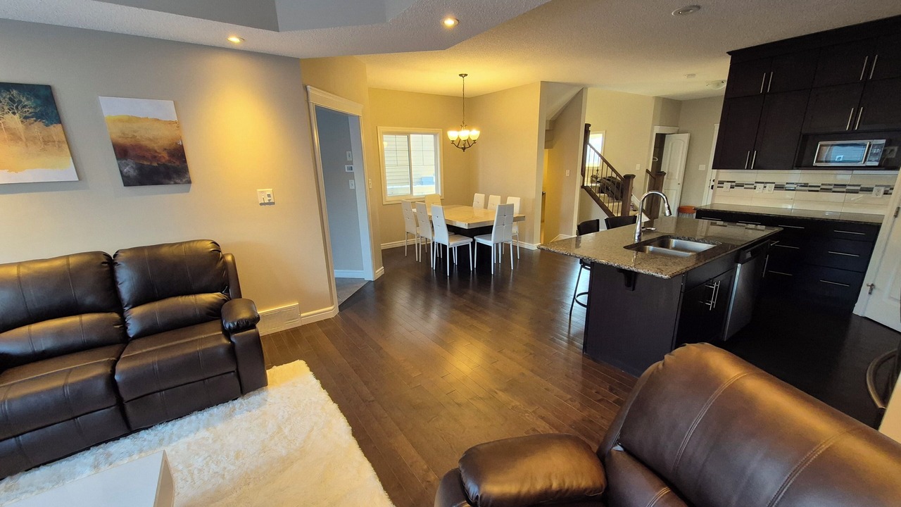 Photo of Livingroom in Rosslyn