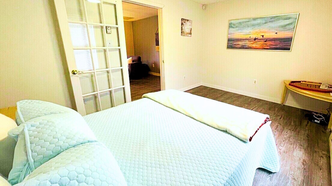 Photo of Bedroom in Canal