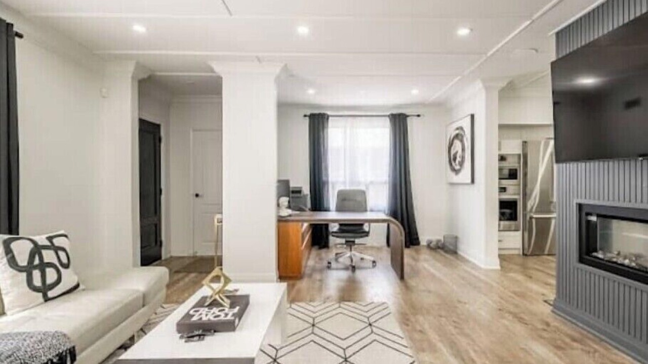 Photo of Livingroom in Mineola