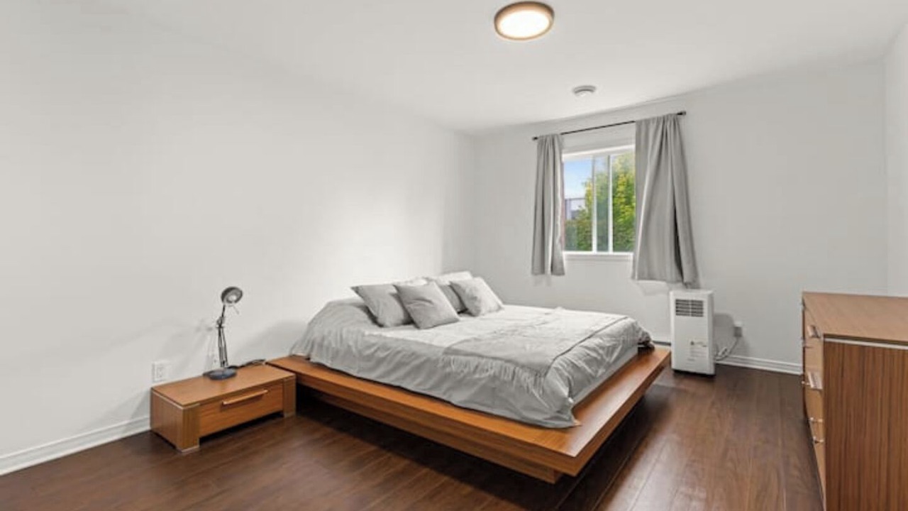 Photo of Bedroom in Brossard