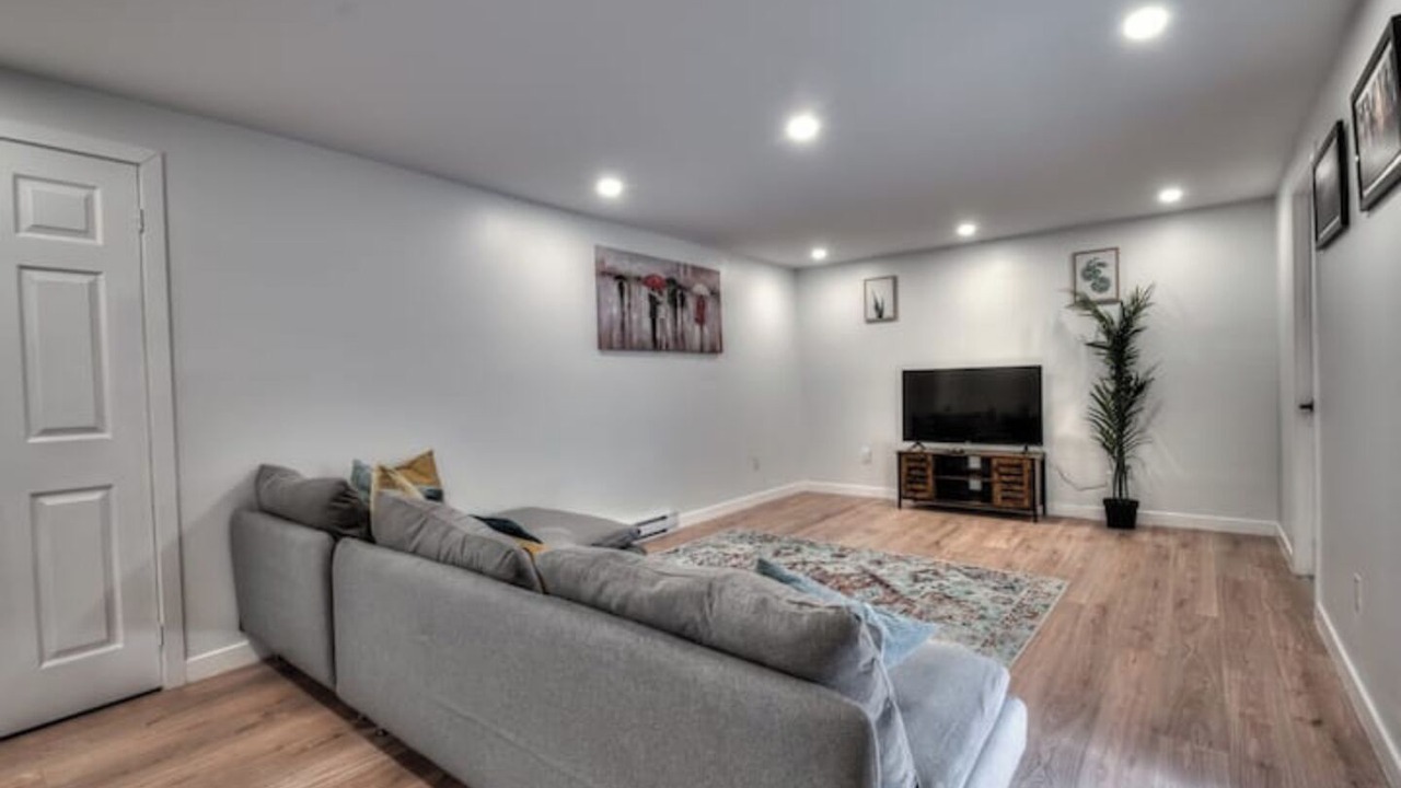 Photo of Livingroom in Brossard