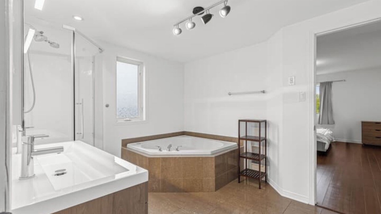 Photo of Bathroom in Brossard