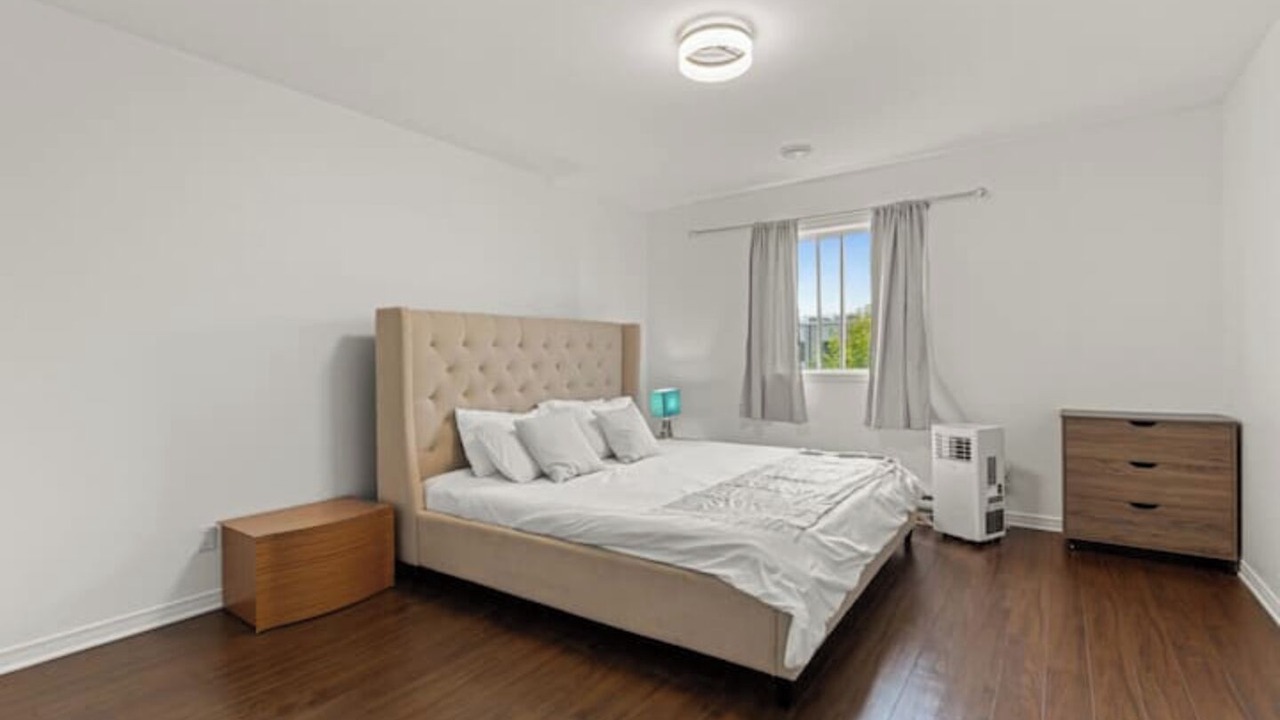 Photo of Bedroom in Brossard