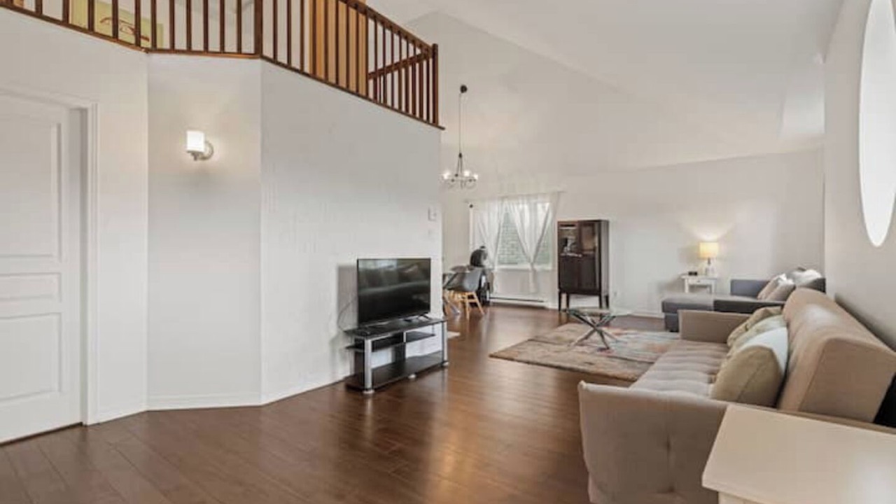 Photo of Livingroom in Brossard