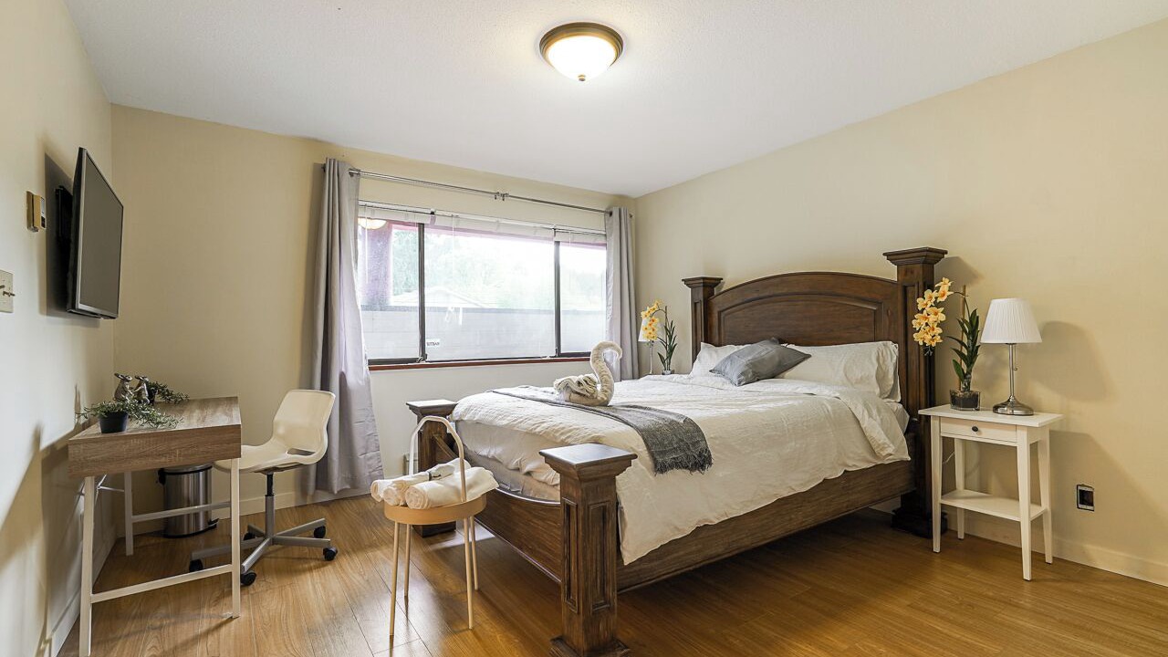 Photo of Bedroom in Horseshoe Bay