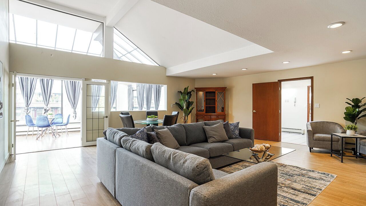 Photo of Livingroom in Horseshoe Bay