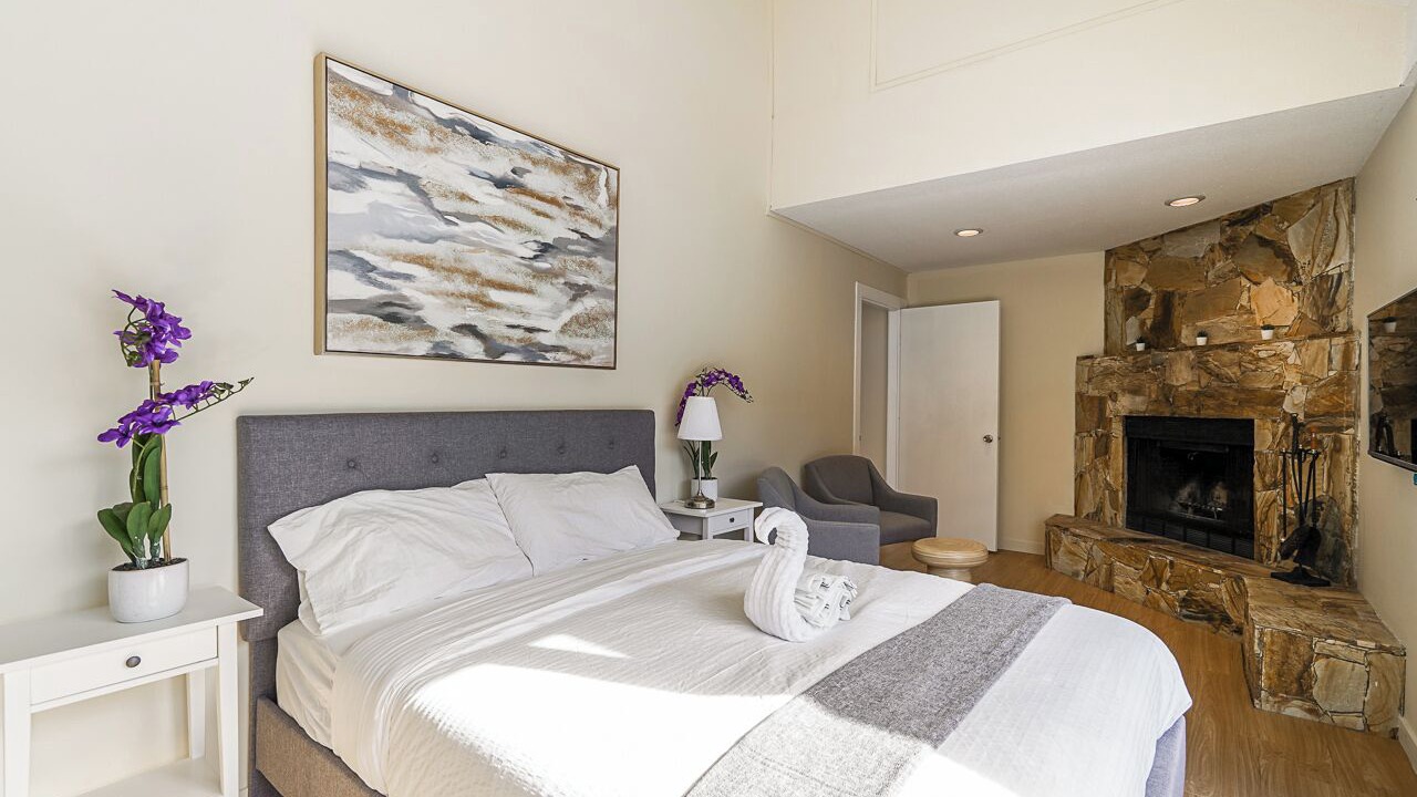 Photo of Bedroom in Horseshoe Bay
