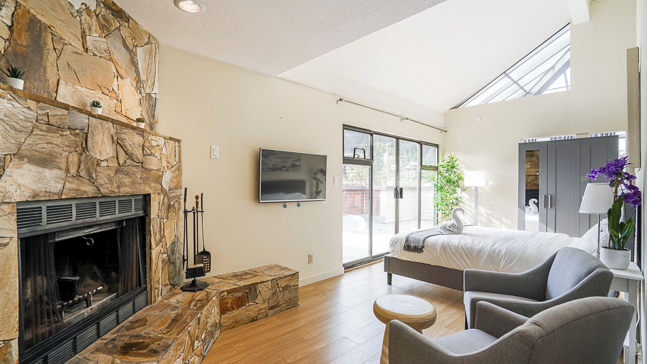 Photo of Bedroom in Horseshoe Bay