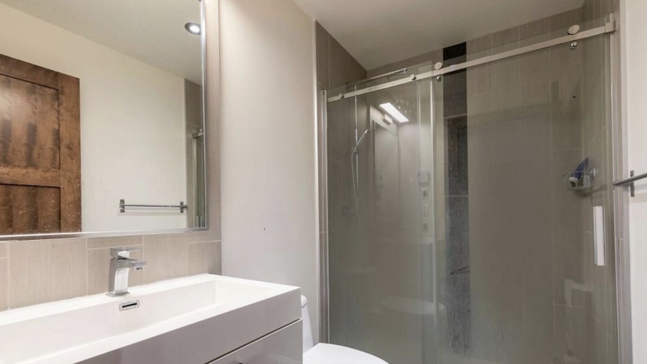 Photo of Bathroom in LaSalle