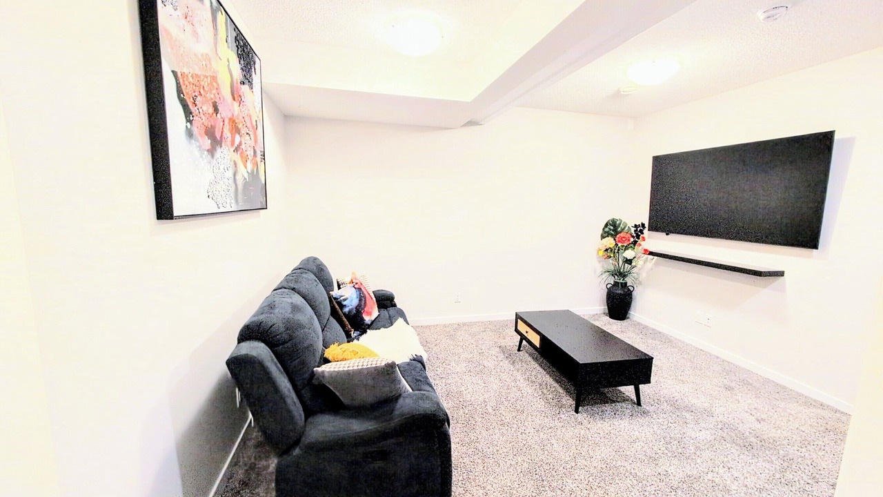 Photo of Livingroom in Airdrie