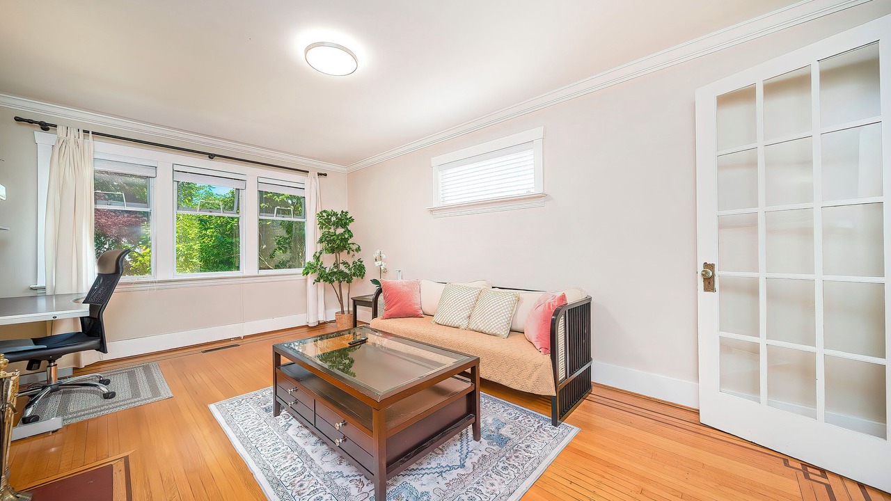 Photo of Livingroom in Dunbar