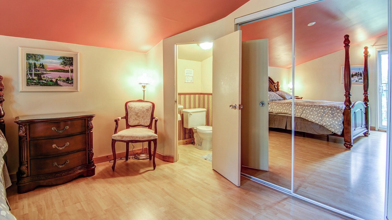 Photo of Bedroom in Lac-Saint-Jean-Est Regional County Municipality