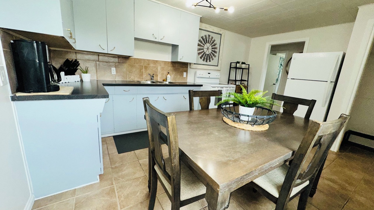 Photo of Kitchen in Pincher Creek