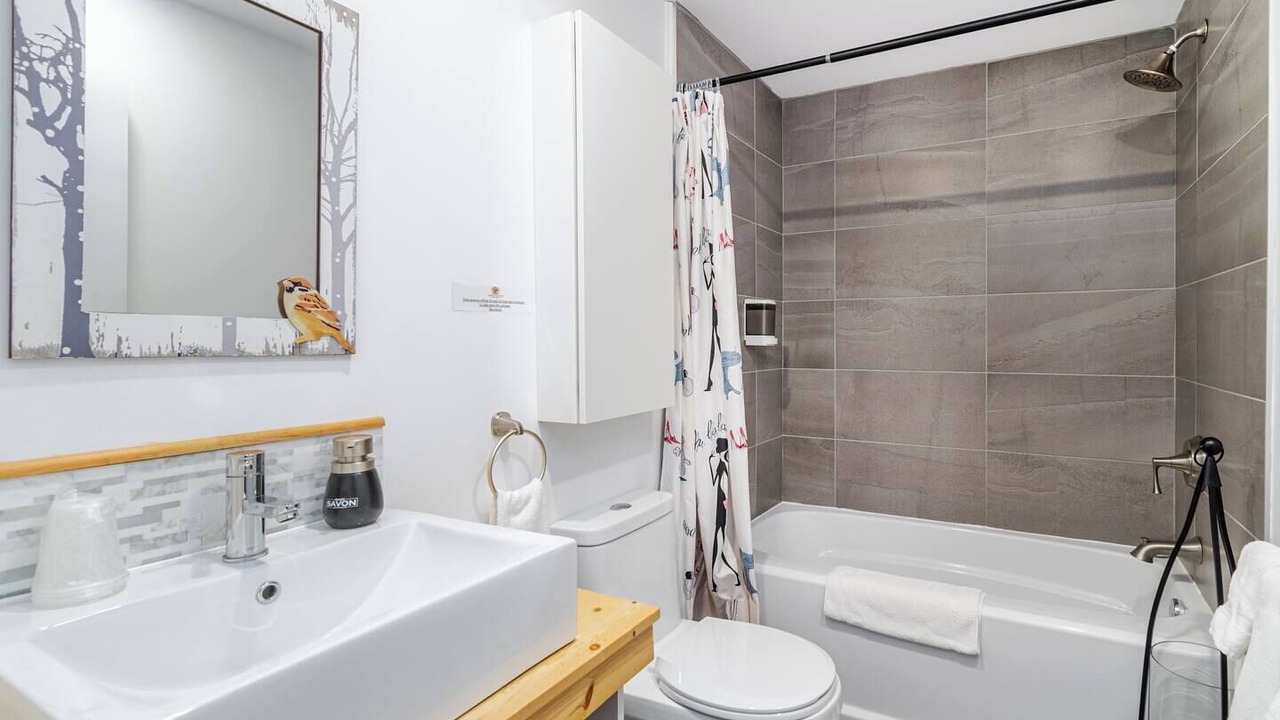 Photo of Bathroom in Pointe-au-Pic